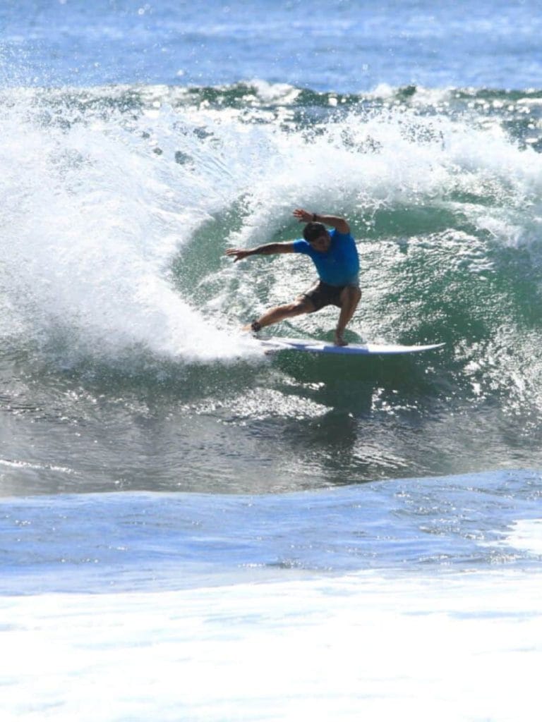 SURF CAMP EL SALVADOR THALES MARX GUSTAVO FORNECK
